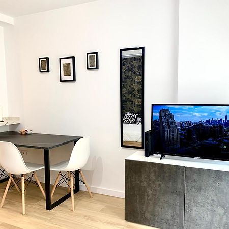 Apartamento Premium Con Piscina - Recepcion 24 Hs بينالماذينا المظهر الخارجي الصورة