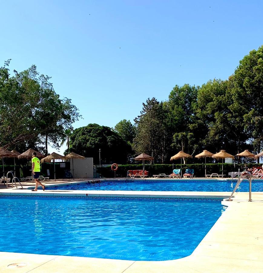 Apartamento Premium Con Piscina - Recepcion 24 Hs بينالماذينا المظهر الخارجي الصورة