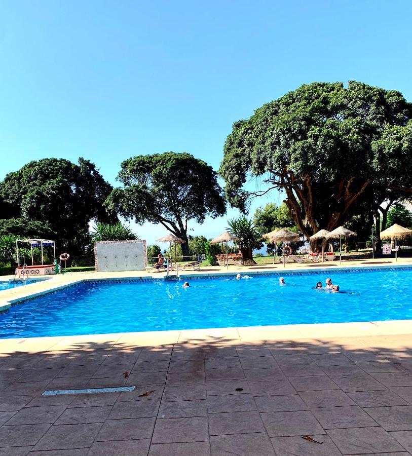 Apartamento Premium Con Piscina - Recepcion 24 Hs بينالماذينا المظهر الخارجي الصورة