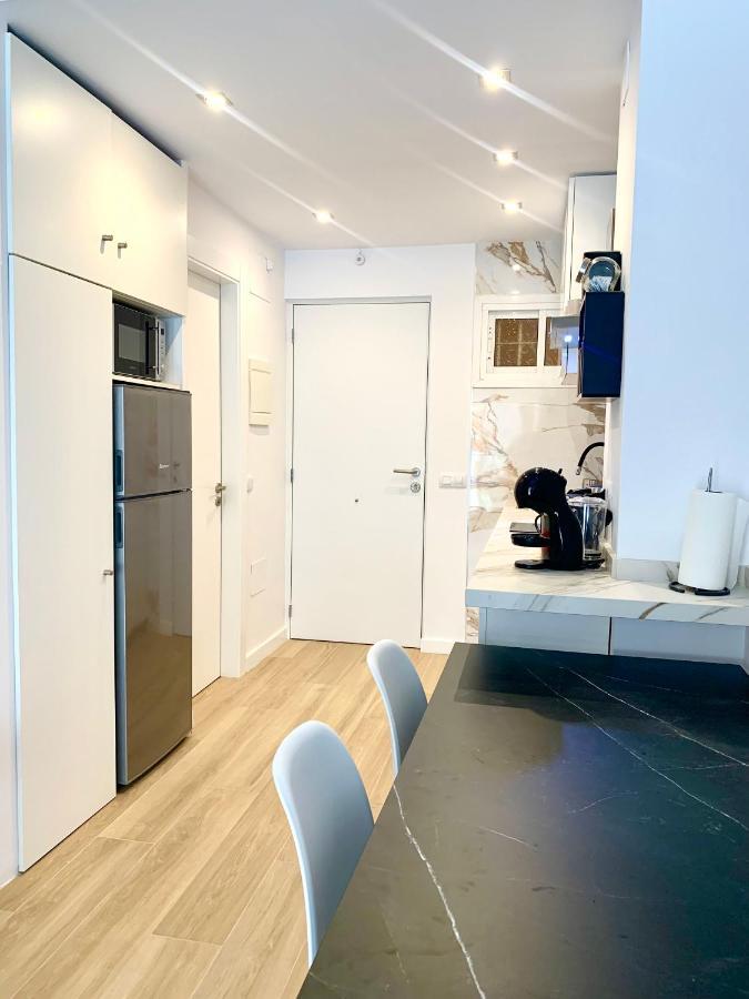 Apartamento Premium Con Piscina - Recepcion 24 Hs بينالماذينا المظهر الخارجي الصورة