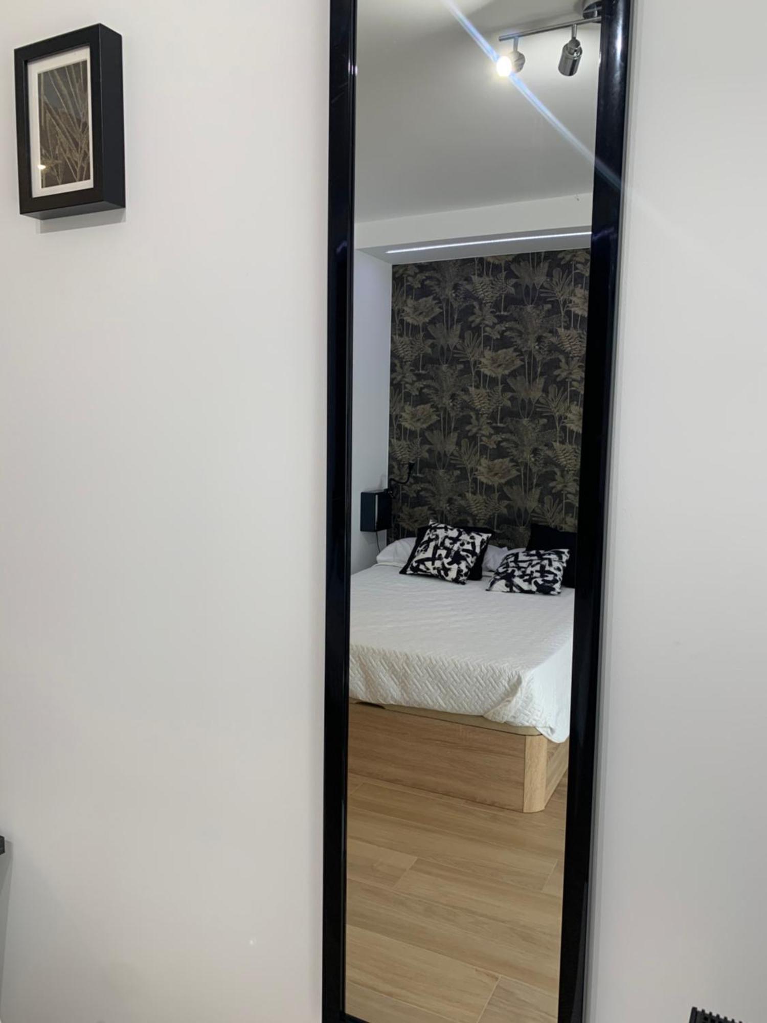 Apartamento Premium Con Piscina - Recepcion 24 Hs بينالماذينا المظهر الخارجي الصورة