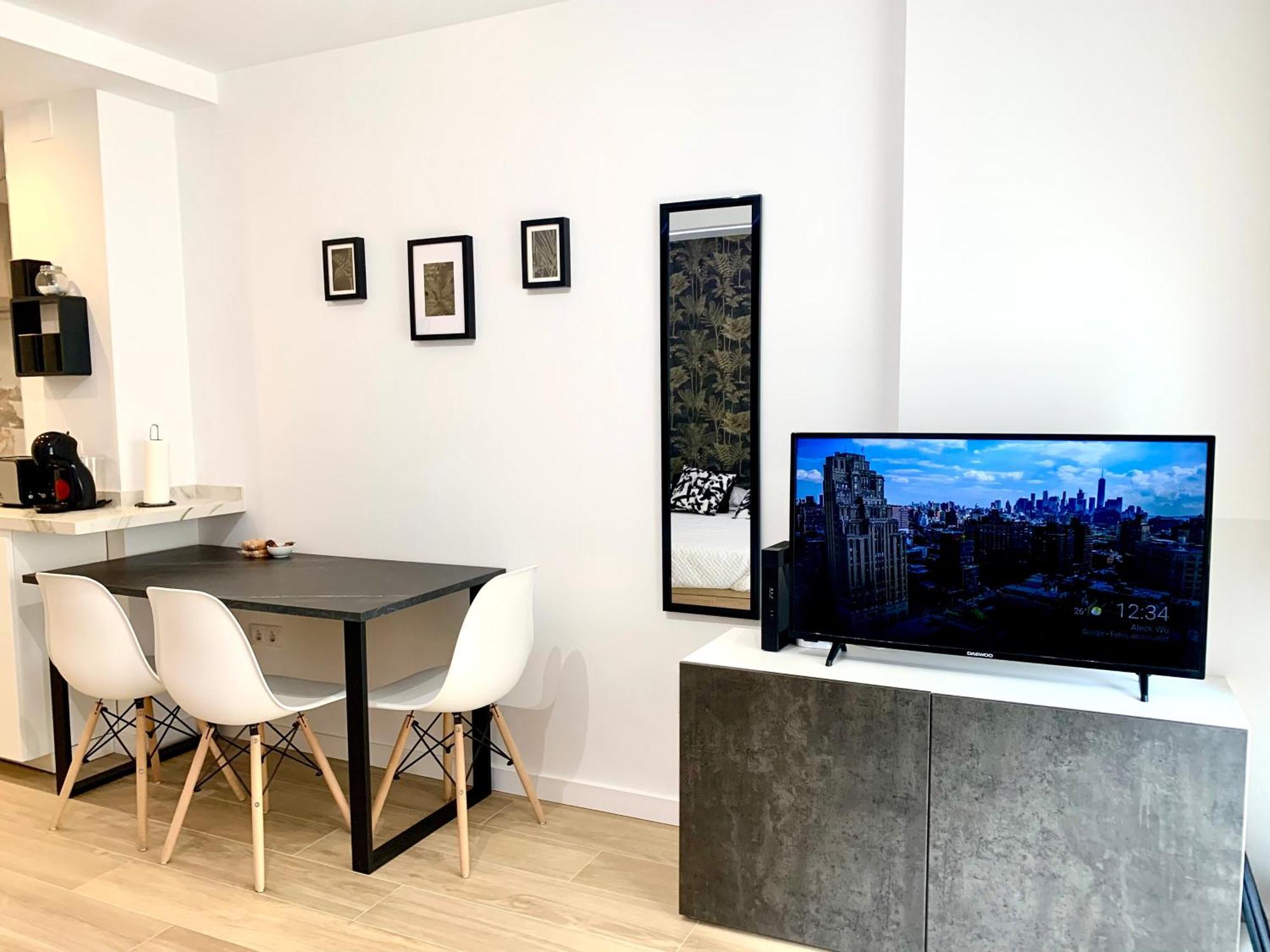 Apartamento Premium Con Piscina - Recepcion 24 Hs بينالماذينا المظهر الخارجي الصورة